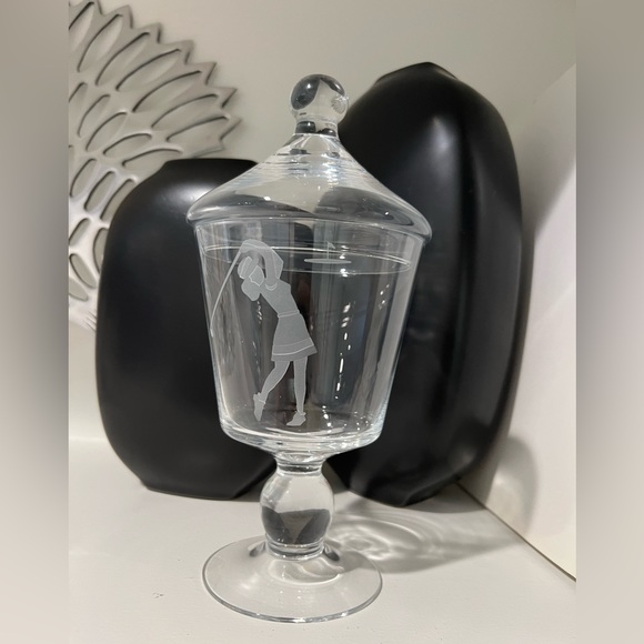 Vintage Woman Playing Golf Etched Art Glass Lidded Apothecary Candy Dish Rare - Picture 2 of 8